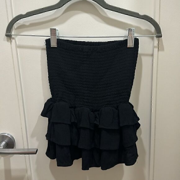Olivaceous Black Mini Ruffle Skirt Size Small - Picture 3 of 4